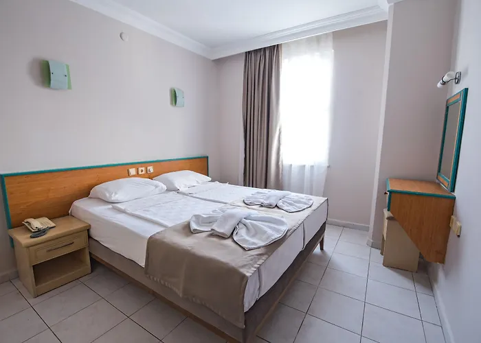 Aparthotel Kleopatra Tower 2*