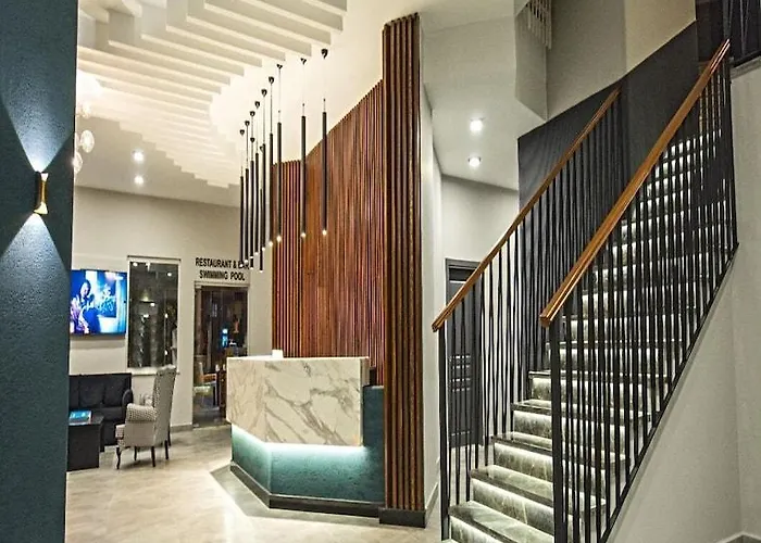 Kleopatra Tower Aparthotel 2*