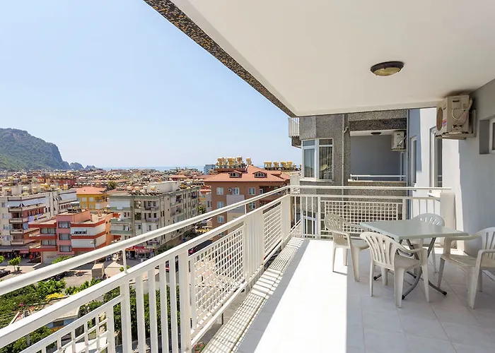 Kleopatra Tower Alanya