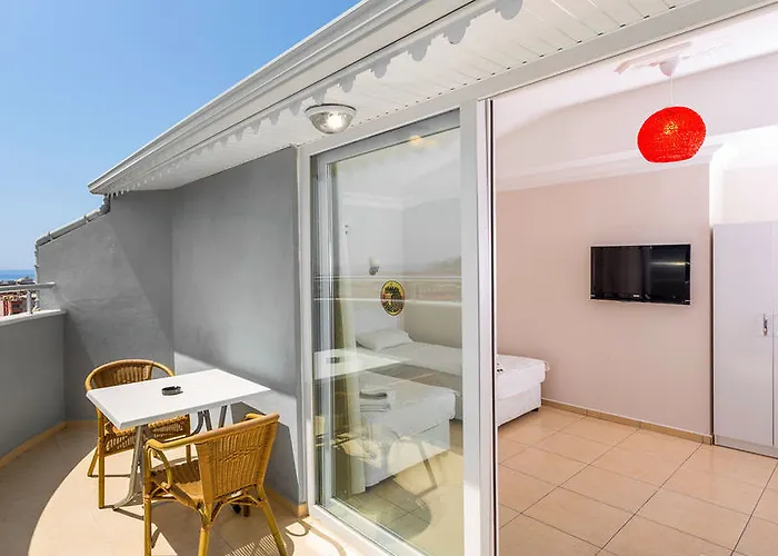 Kleopatra Tower מלון דירות